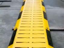 Two Sided Automatic Road Spike Barrier